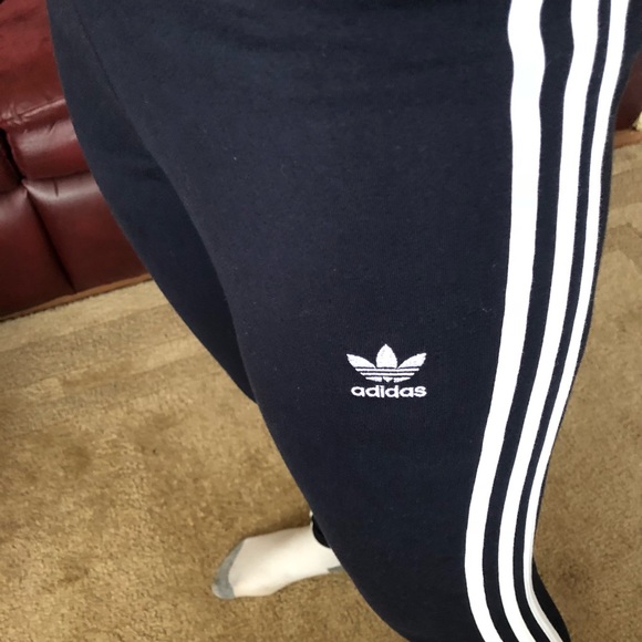 Adidas Originals three stripe navy leggings NWT - Picture 6 of 8